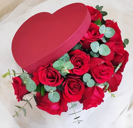 Red Roses in Heart Box