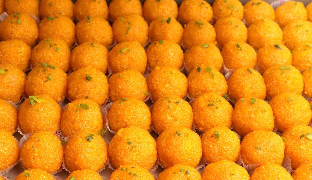 Half Kg Fresh Boondi Laddoo + Rakhi For India