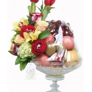 Special Bundle Of Fruits And Flowers